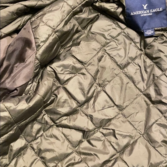 Medium Men’s American Eagle Camo Puffer Jacket - Picture 4 of 4